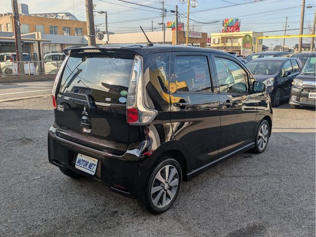 MITSUBISHI eK custom 2013