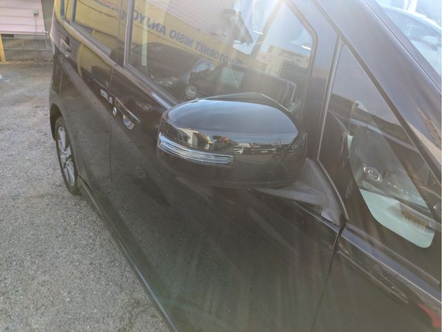 MITSUBISHI eK custom 2013