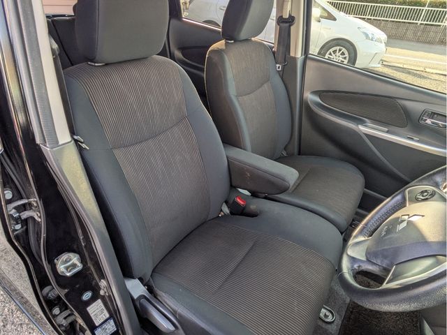 MITSUBISHI eK custom 2013