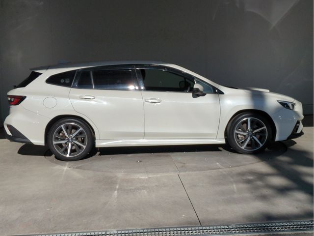 SUBARU LEVORG 2022