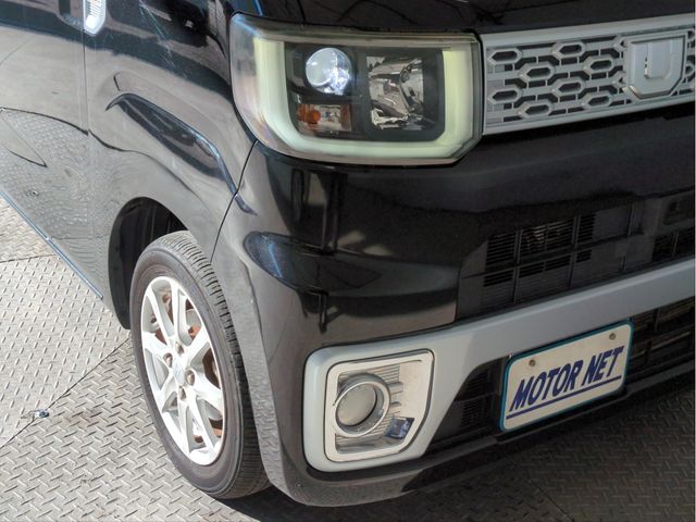 DAIHATSU WAKE 2014