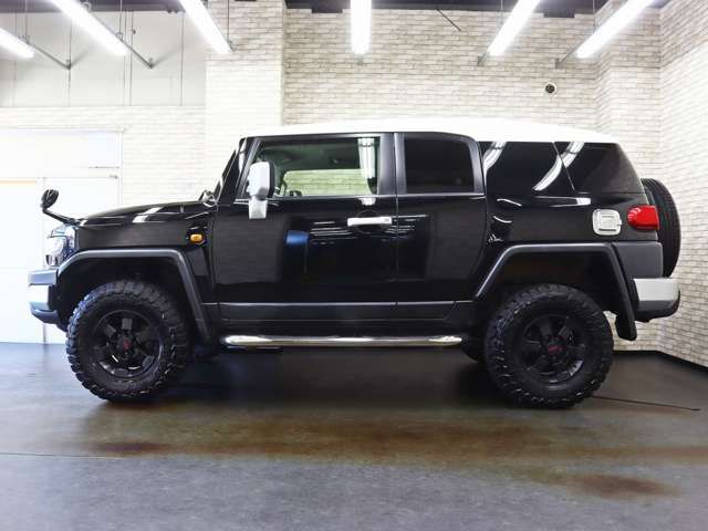 TOYOTA FJ CRUISER 4WD 2013