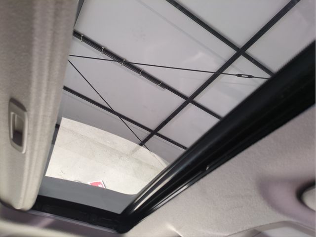 NISSAN ELGRAND  4WD 2013