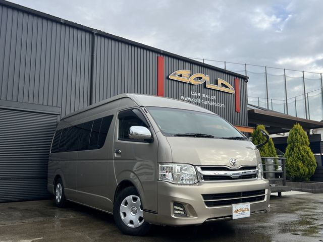 TOYOTA HIACE wagon 2013