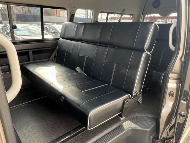 TOYOTA HIACE wagon 2013