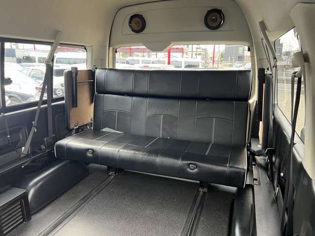 TOYOTA HIACE wagon 2013