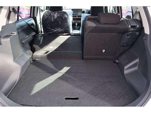 TOYOTA RAIZE HYBRID 2025