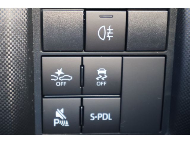 TOYOTA RAIZE HYBRID 2025