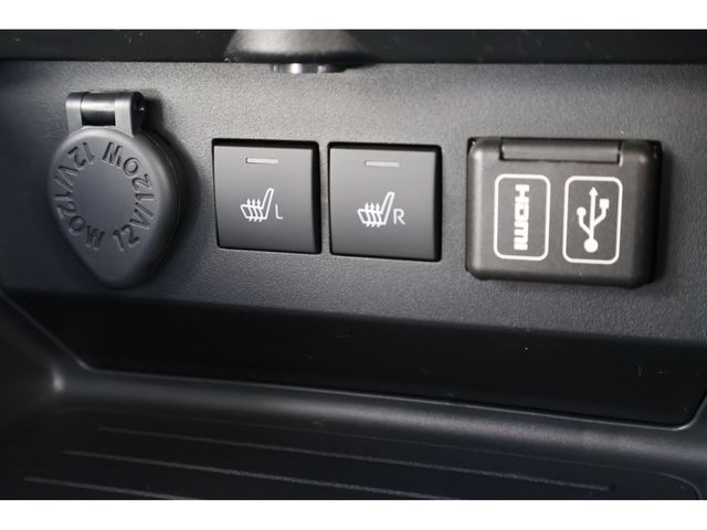 TOYOTA RAIZE HYBRID 2025