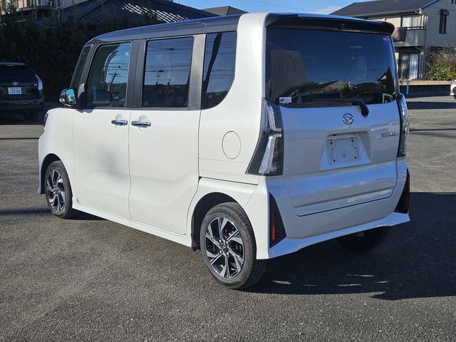 DAIHATSU TANTO CUSTOM 2024