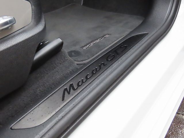 PORSCHE PORSCHE Macan 2021