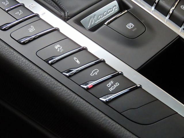 PORSCHE PORSCHE Macan 2021