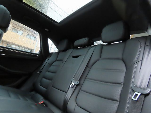 PORSCHE PORSCHE Macan 2021