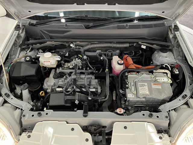 TOYOTA SUCCEED van HYBRID 2020