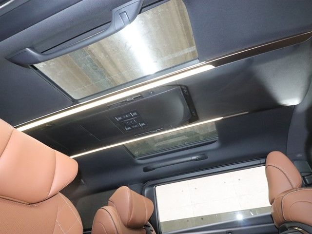 TOYOTA VELLFIRE 2025