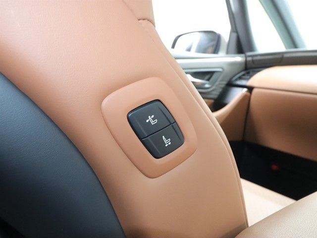 TOYOTA VELLFIRE 2025