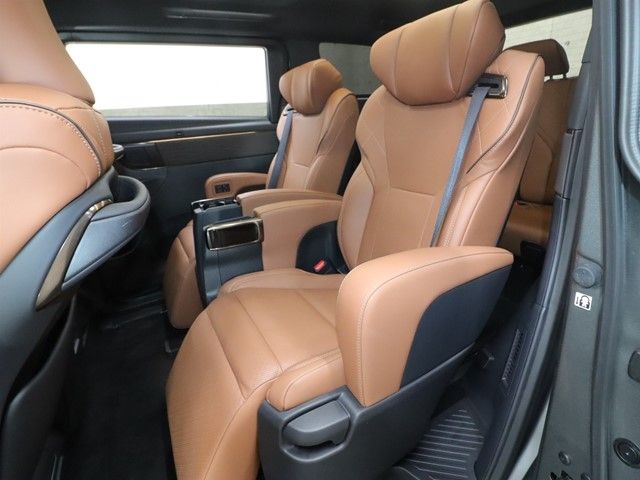 TOYOTA VELLFIRE 2025