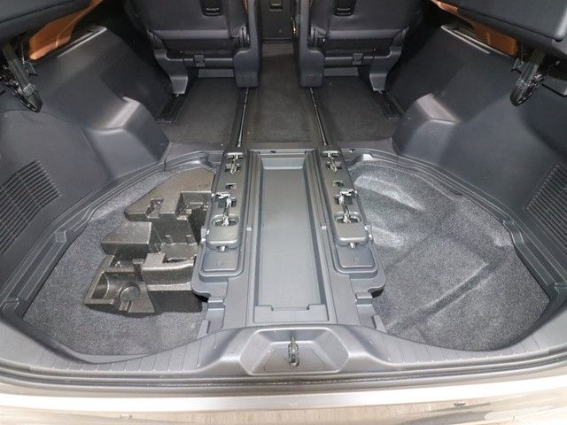 TOYOTA VELLFIRE 2025