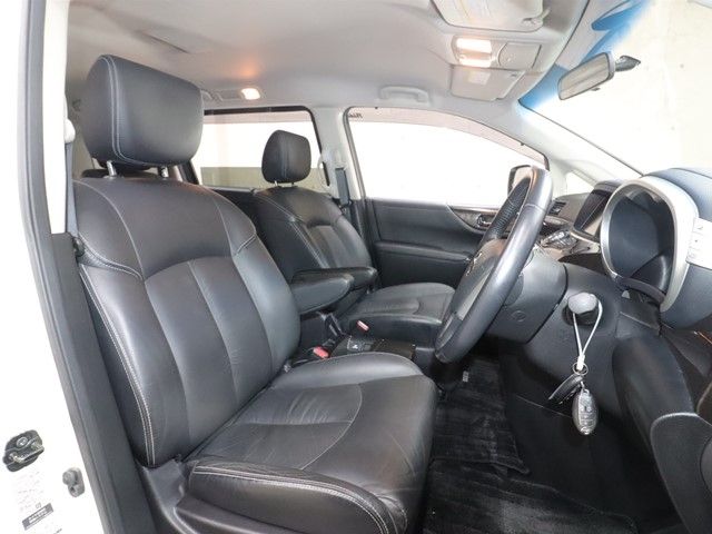 NISSAN ELGRAND 2013