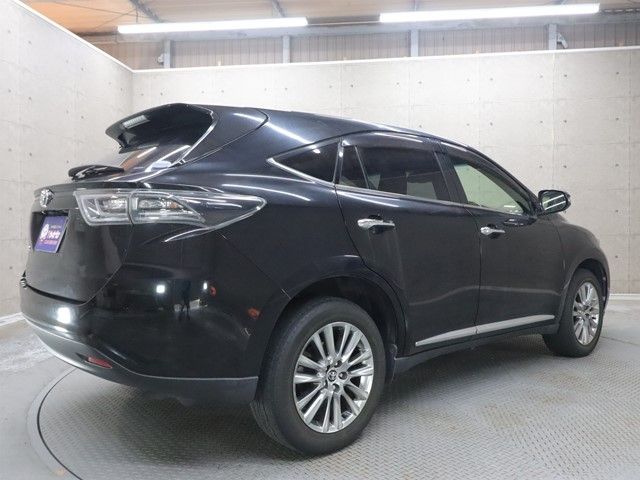 TOYOTA HARRIER 2WD 2015