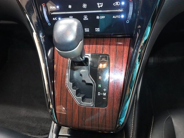 TOYOTA HARRIER 2WD 2015