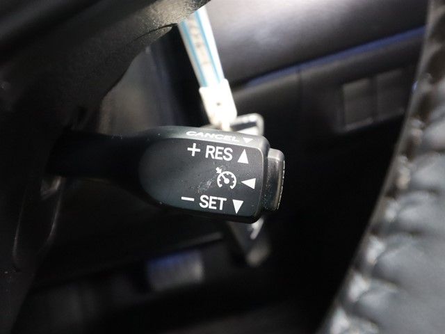 TOYOTA HARRIER 2WD 2015