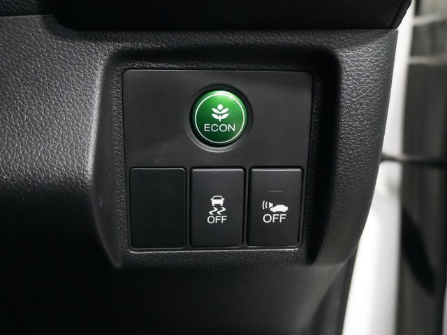 HONDA VEZEL HYBRID 2015