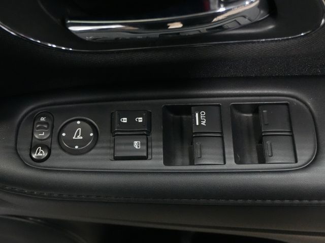 HONDA VEZEL HYBRID 2015