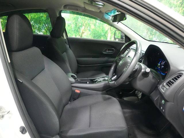 HONDA VEZEL HYBRID 2015