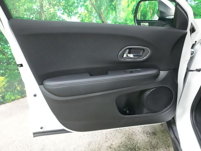 HONDA VEZEL HYBRID 2015