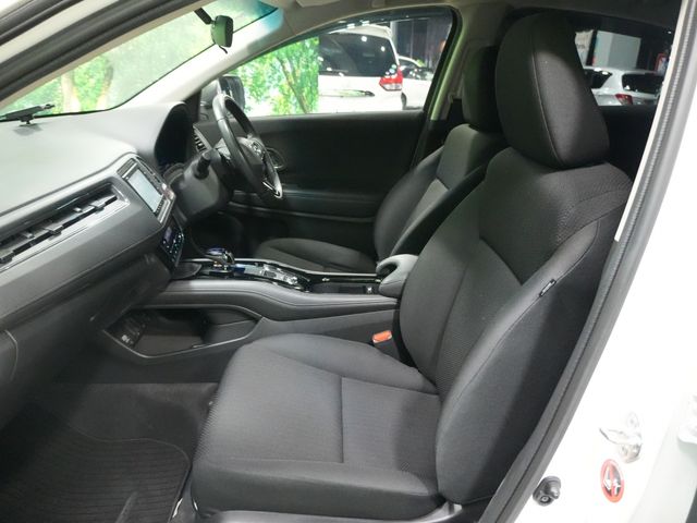 HONDA VEZEL HYBRID 2015