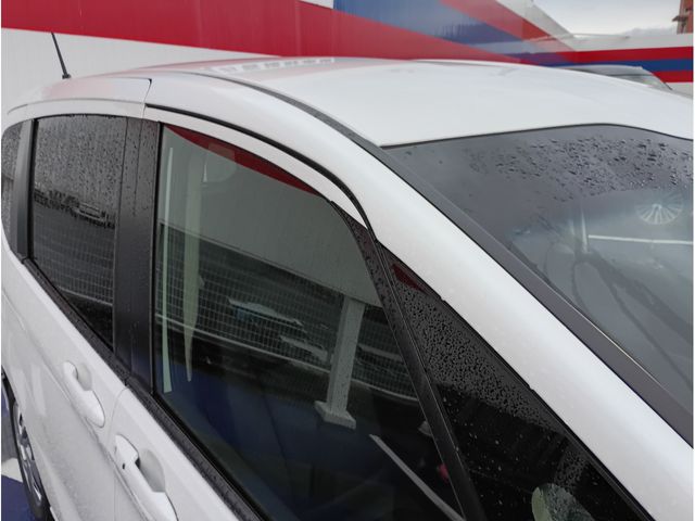 HONDA FREED HYBRID 2023