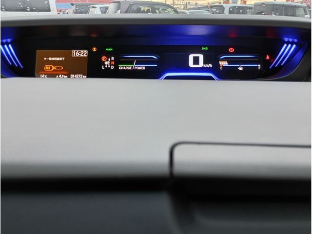 HONDA FREED HYBRID 2023