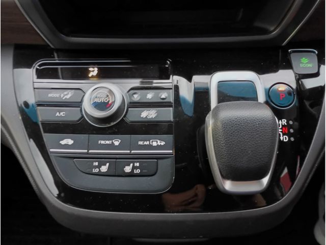 HONDA FREED HYBRID 2023