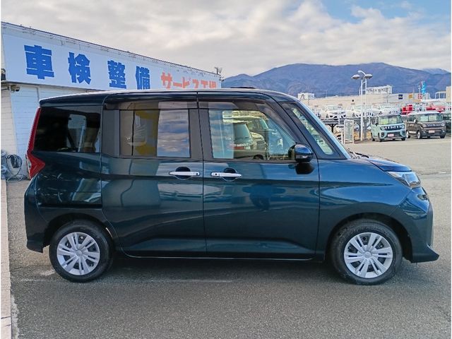 TOYOTA ROOMY 2020