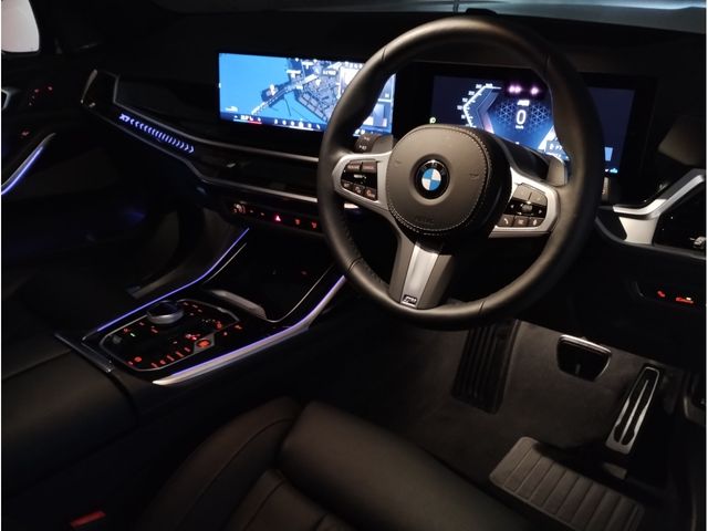BMW BMW X7 2024