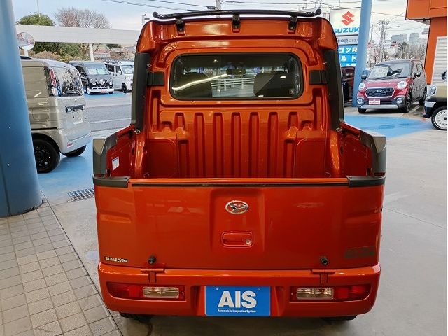 DAIHATSU HIJET deckvan 4WD 2017