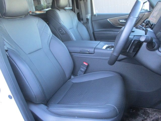 TOYOTA ALPHARD hybrid 2024