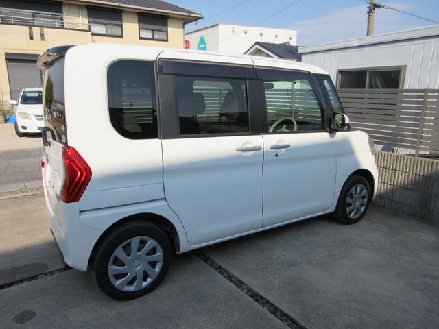 DAIHATSU TANTO 2018