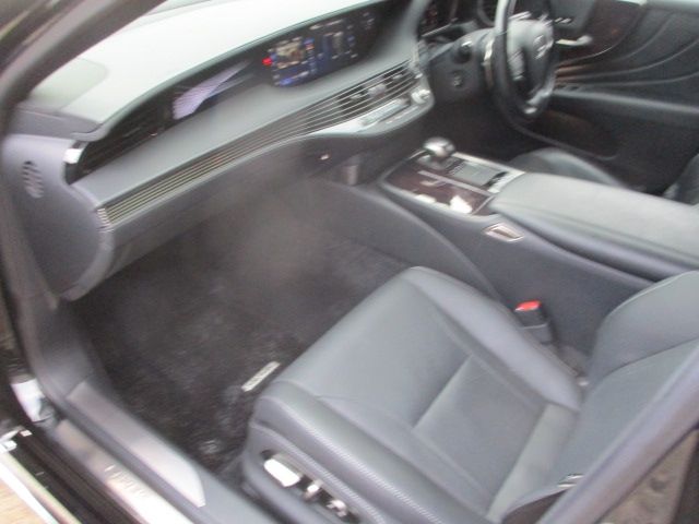 TOYOTA LEXUS LS500 4WD 2019