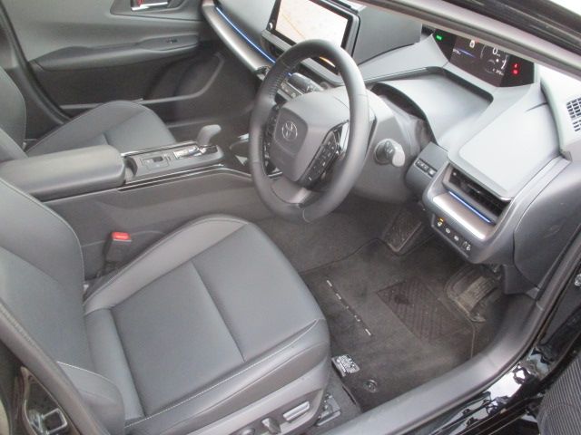 TOYOTA PRIUS 4WD 2025