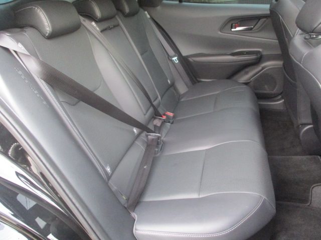 TOYOTA PRIUS 4WD 2025