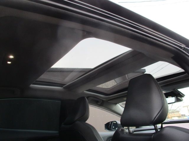 TOYOTA PRIUS 4WD 2025