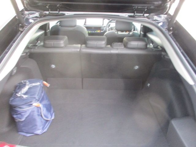 TOYOTA PRIUS 4WD 2025