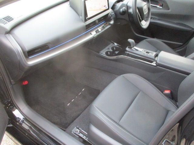 TOYOTA PRIUS 4WD 2025