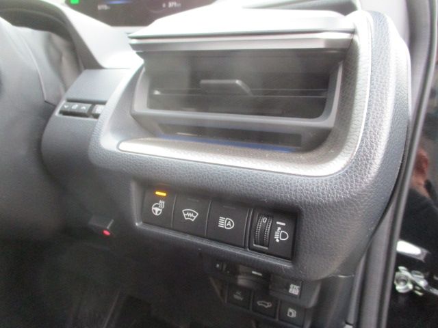 TOYOTA PRIUS 4WD 2025