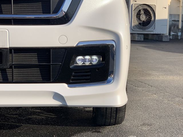 HONDA N BOX CUSTOM 2023