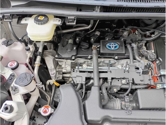 TOYOTA NOAH HYBRID 4WD 2024