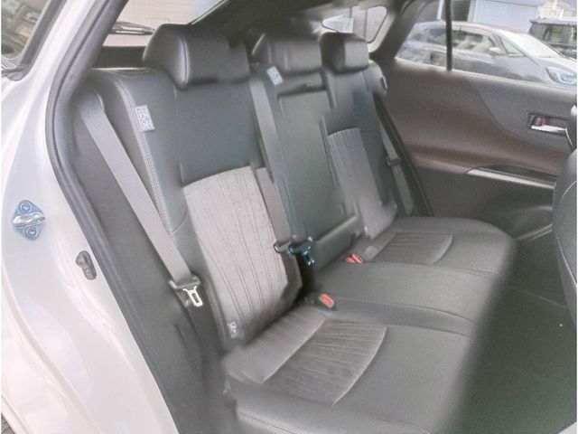 TOYOTA HARRIER 4WD 2021