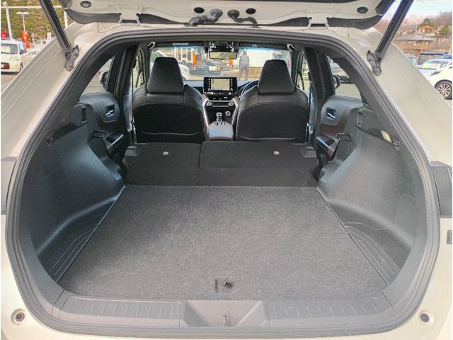 TOYOTA HARRIER 4WD 2021